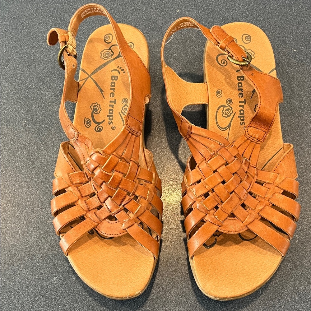 BareTraps Women's Brown Woven Sandals